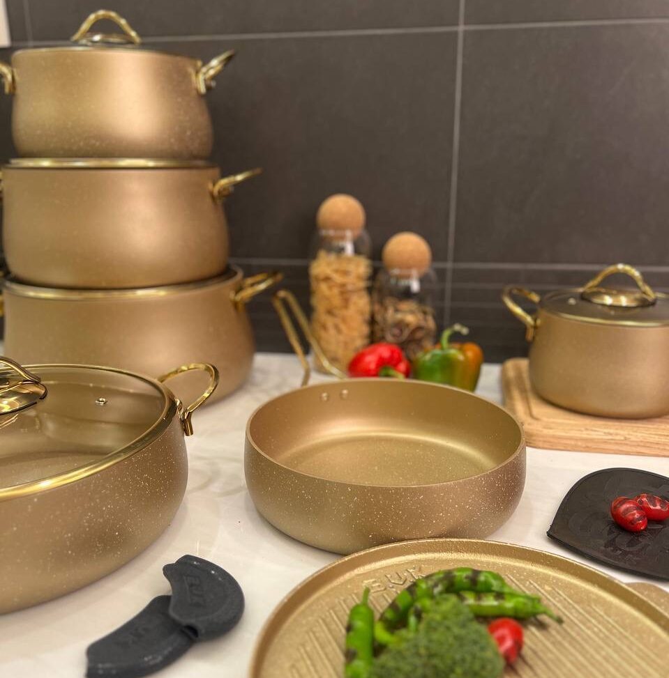 6D2F00E0-6F55-4B7F-8EE2-49765E9F9354 سریس قابلمه 16 پارچه بی وی کی-BVK